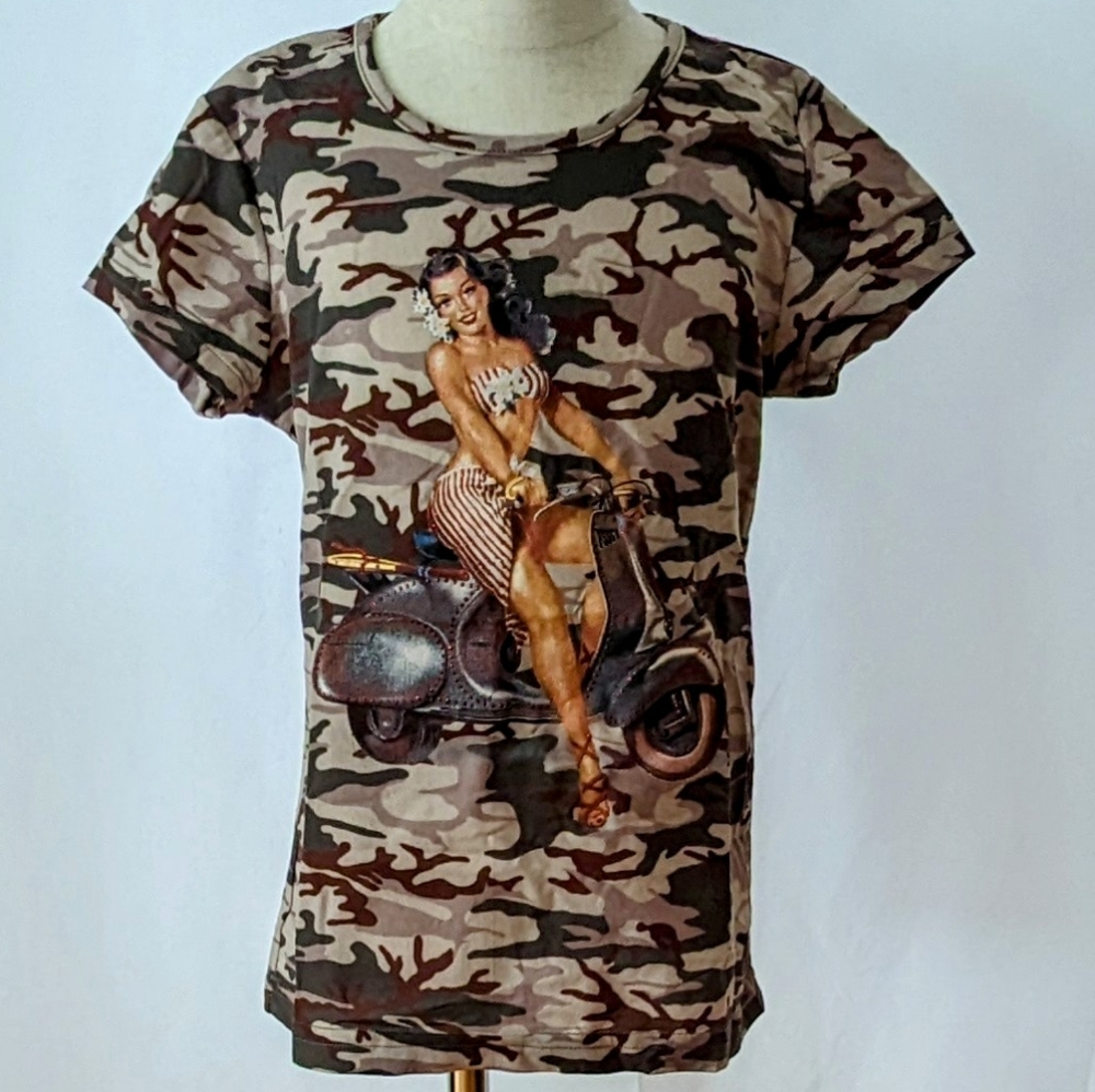 Casting Vintage pinup girl army T shirt